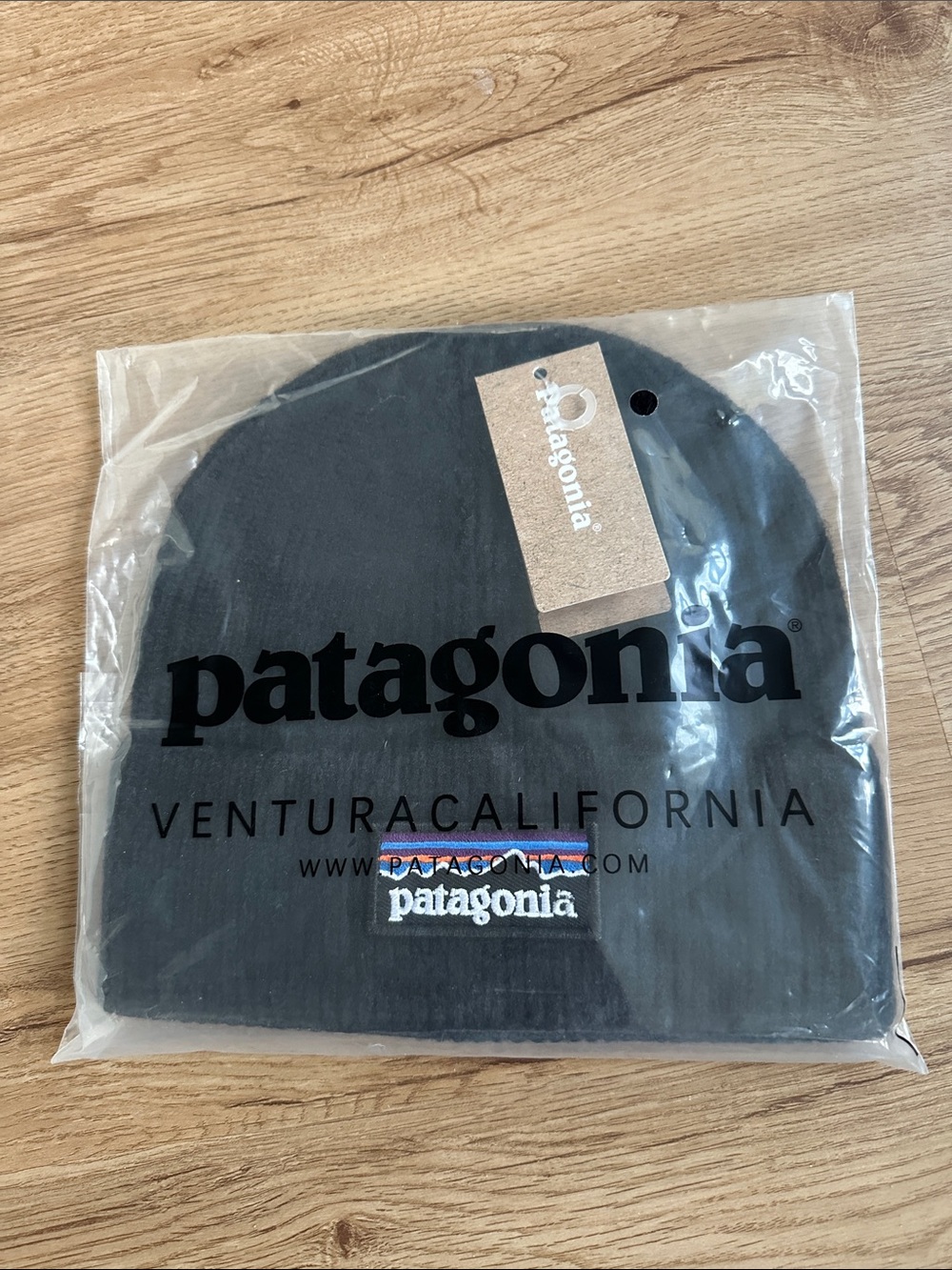Patagonia hats - Picture 2 of 3
